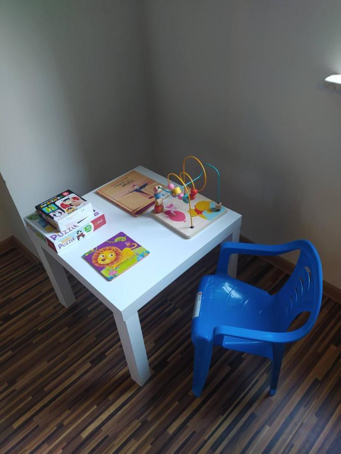 Apartament Przy Fontannie Neptuna 格但斯克 外观 照片